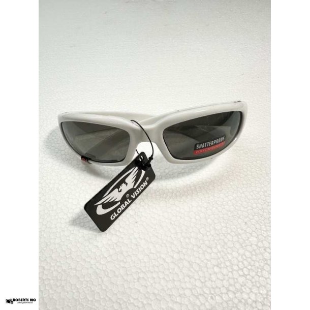 Solbrille Global Vision med hvid ramme