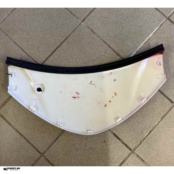 E-Force X3 plast under forrude