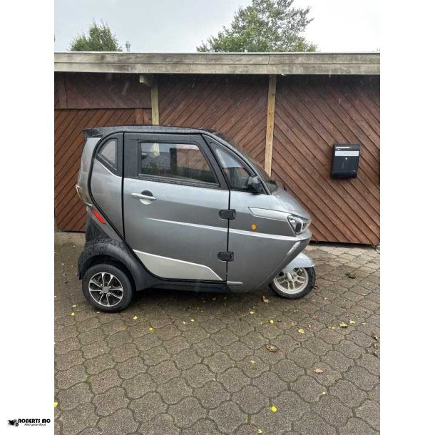 Jinma J1 kabinescooter i gr