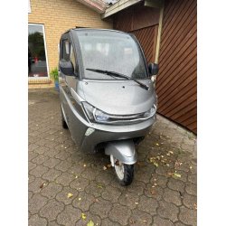 Jinma J1 kabinescooter i gr