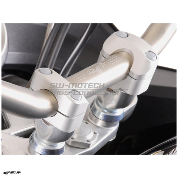 SW-Motech styrforhjer 20 mm i sort eller slv