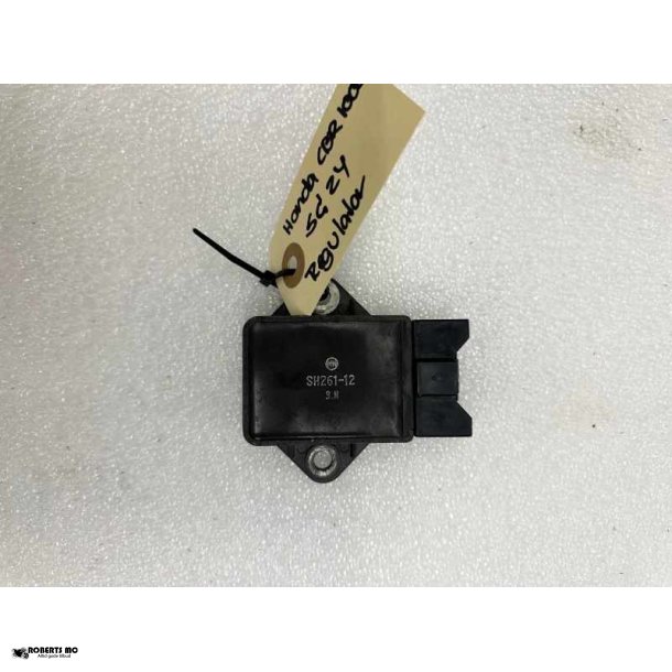 Honda CBR1000 SC24 regulator