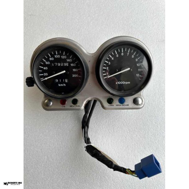 Suzuki GS500E speedometer og omdrejningst�ller