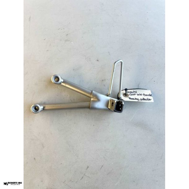 Suzuki GSF600 Bandit fodhvilerbeslag bag venstre