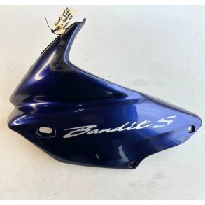 Suzuki GSF600 Bandit k�beside h�jre