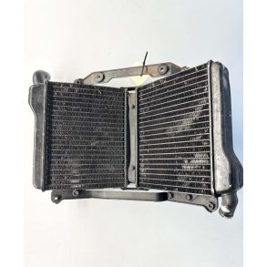 Suzuki GSXR400R k�ler