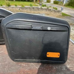 Suzuki sidetasker og taskebeslag