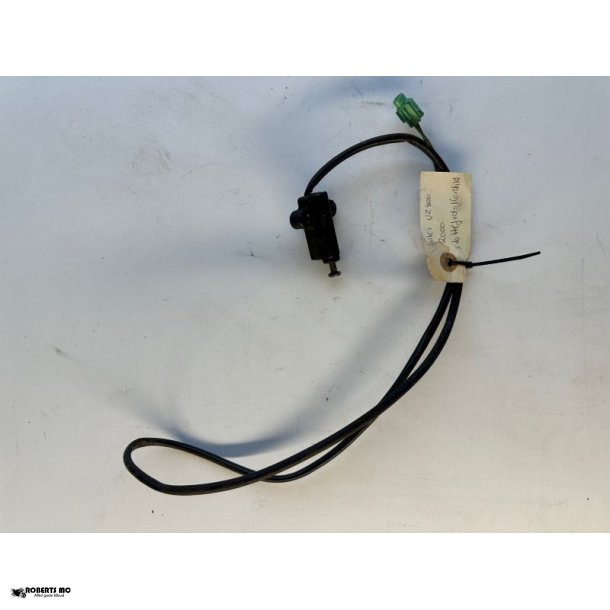 Suzuki VZ800 stttefodskontakt