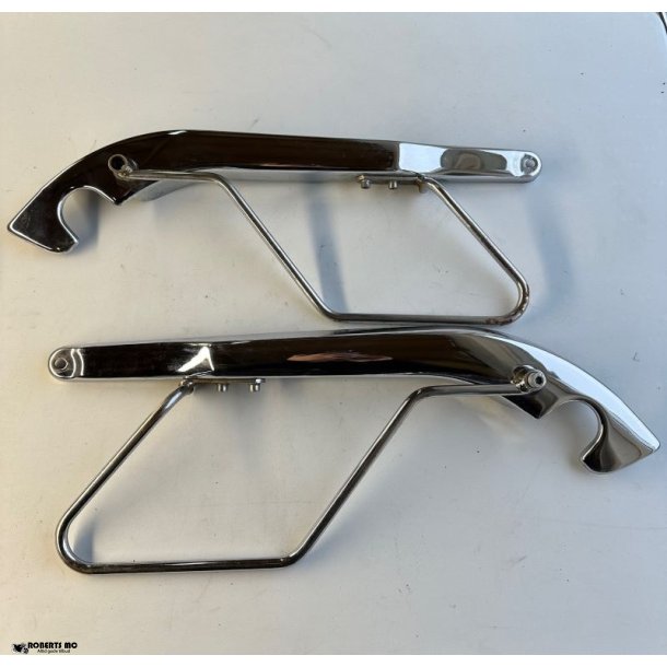 Suzuki VZ800 taskebeslag incl. chromelister