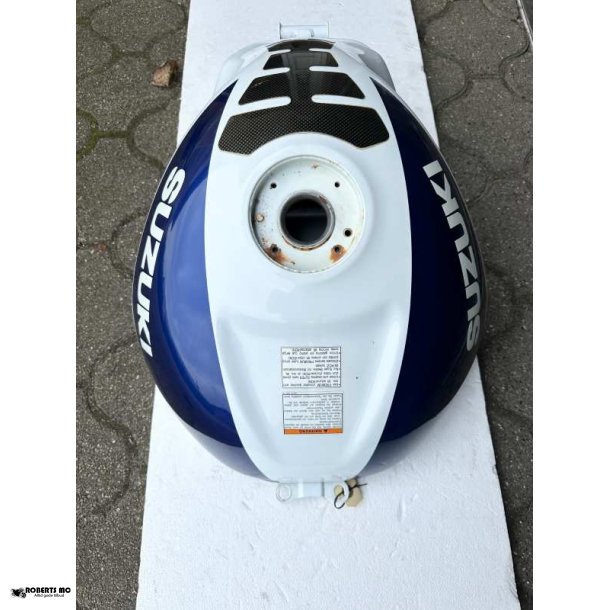 Suzuki TL1000R tank