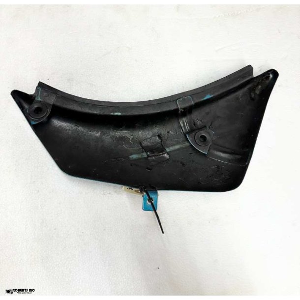 Suzuki VS600 sidedksel venstre