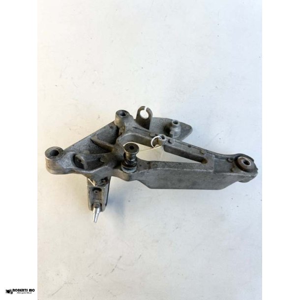 Yamaha XJ600 fodhvilerkonsol hjre