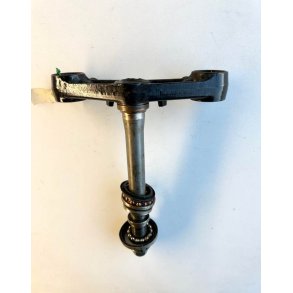 Yamaha XJ600 forgaffelbro nederst