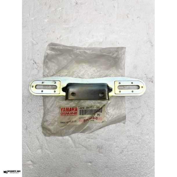 Yamaha XJ700 Maxim nr. plade holder