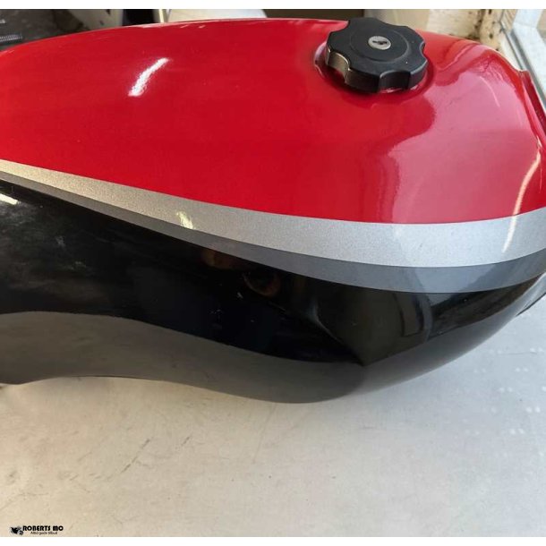 Yamaha XJ600 benzintank