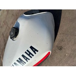 Yamaha XJ600 tank