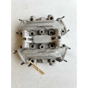 Yamaha XS650 cylinder head