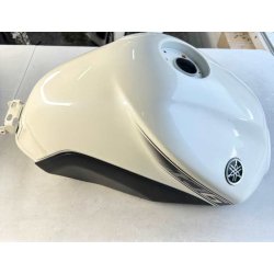 Yamaha XJ6 tank